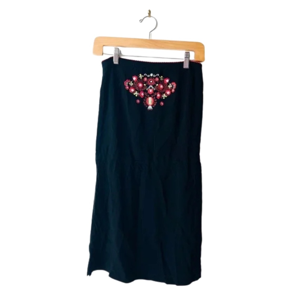 Sunahara Strapless Black Embroidered Dress | Floral Detail | Size 2
